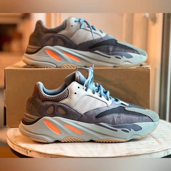 adidas gazelle silver green womens Adidas x Yeezy 'Boost 700 Carbon Blue' Sneakers